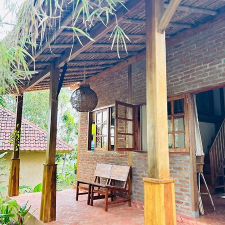 דירות טטבאטו Santai House מראה חיצוני תמונה