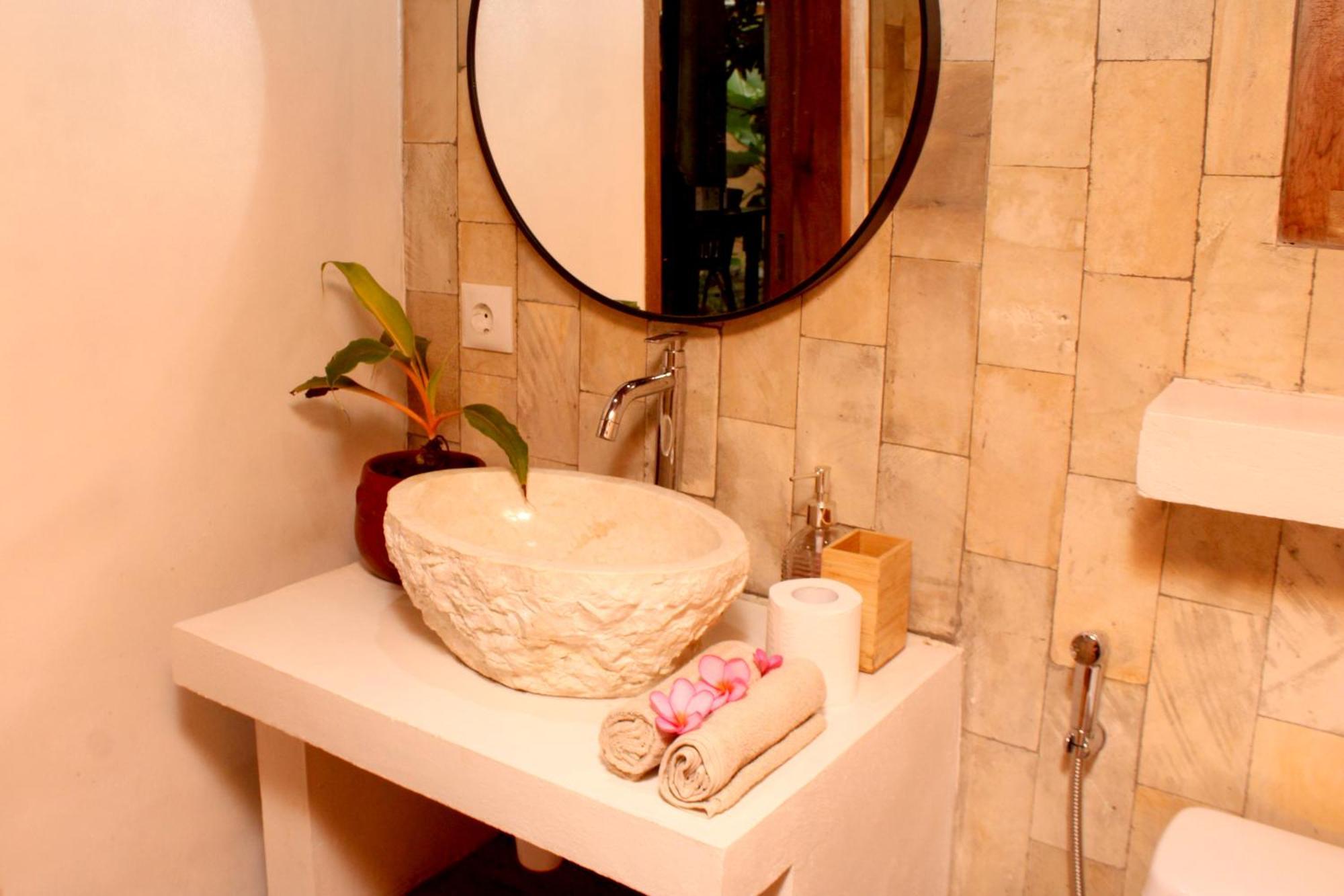 דירות טטבאטו Santai House מראה חיצוני תמונה
